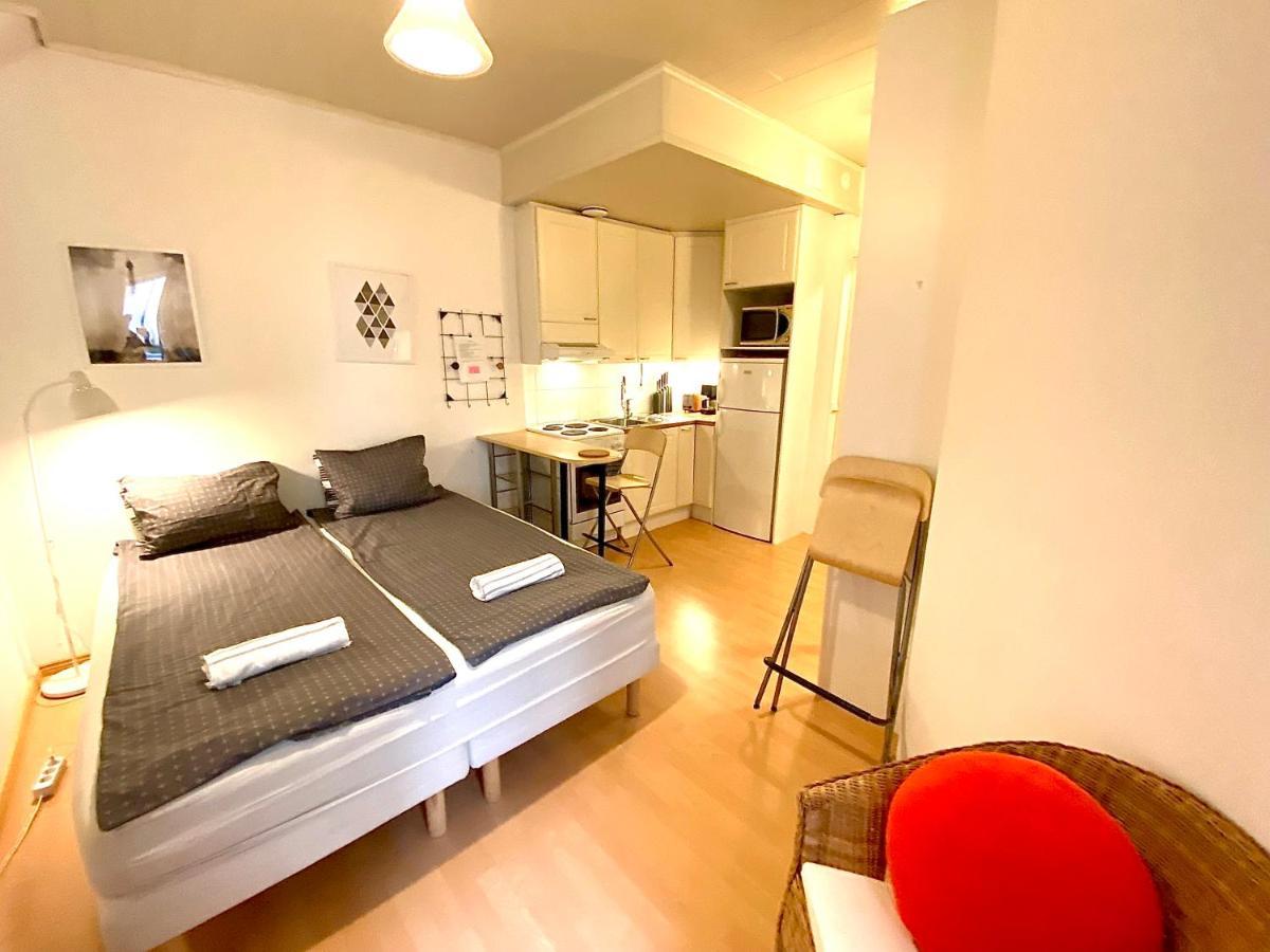 Cozy And Peaceful/Уютный Уголок Apartment Хелзинки Екстериор снимка